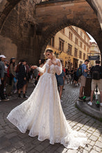 Load image into Gallery viewer, Nata Wedding Dress by Katy Corso
