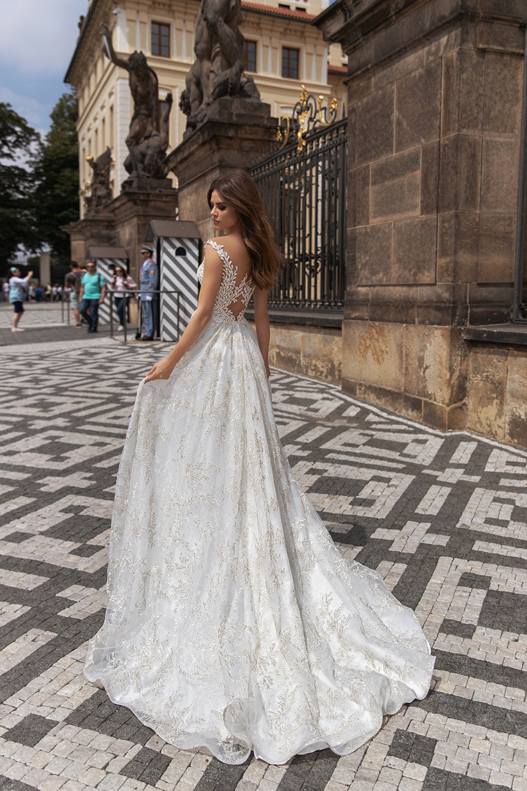 Leya Wedding Dress by Katy Corso