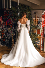 Load image into Gallery viewer, Collette Wedding Dress By Jasmine Empire
