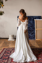 Load image into Gallery viewer, Hayden Wedding Dress by Jasmine Empire
