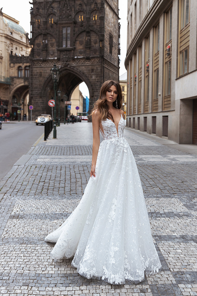 Selesta Wedding Dress By Katy Corso